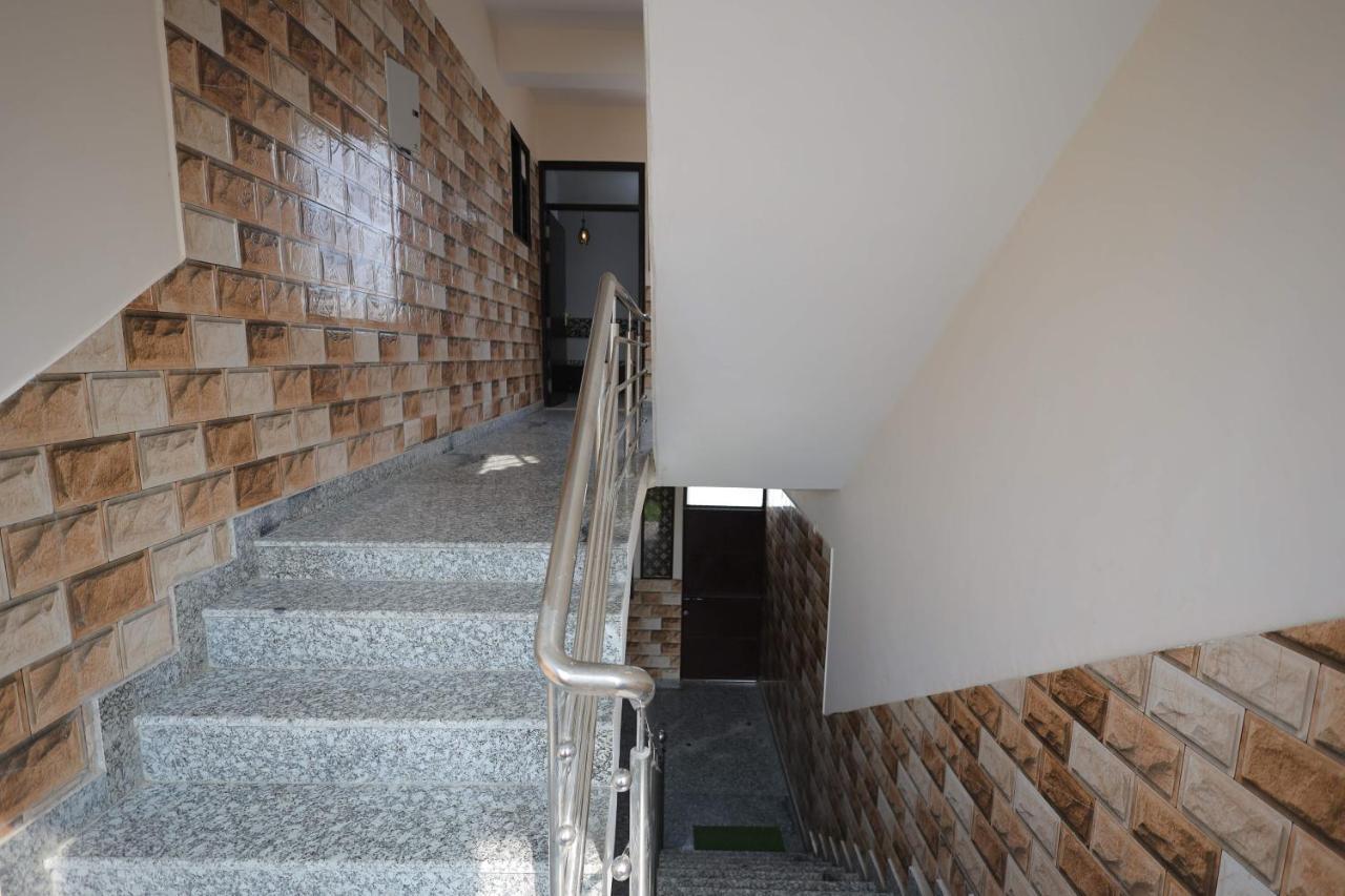 אגרה Shakti Villa Home Stay מראה חיצוני תמונה