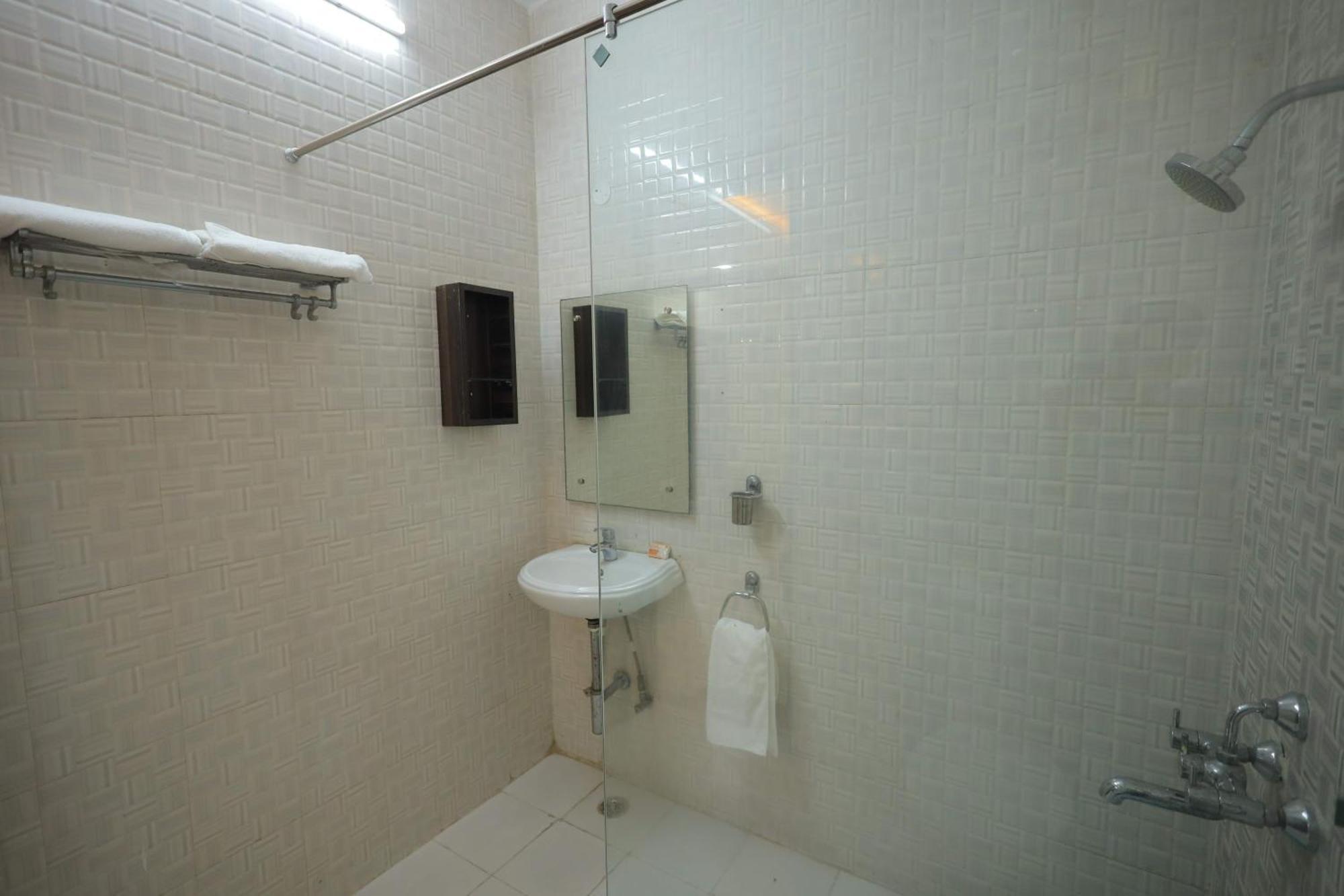 אגרה Shakti Villa Home Stay מראה חיצוני תמונה